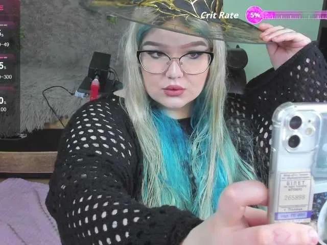 -CandyM1lky- — Hot guys who know how much they want to fuck me, and are generous with encouragement