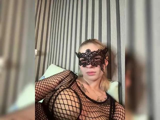 -LittleWitch- — Freechat on BongaCams