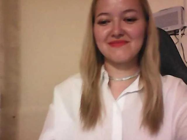 -Sweet-smile- on BongaCams