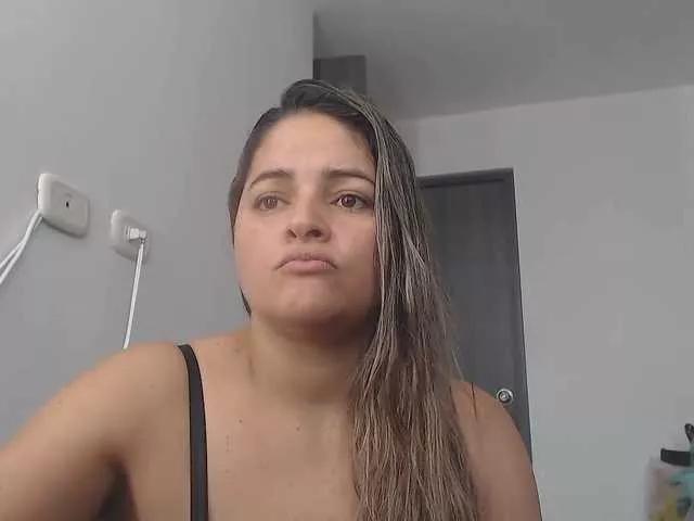 AlannaStephen on BongaCams 