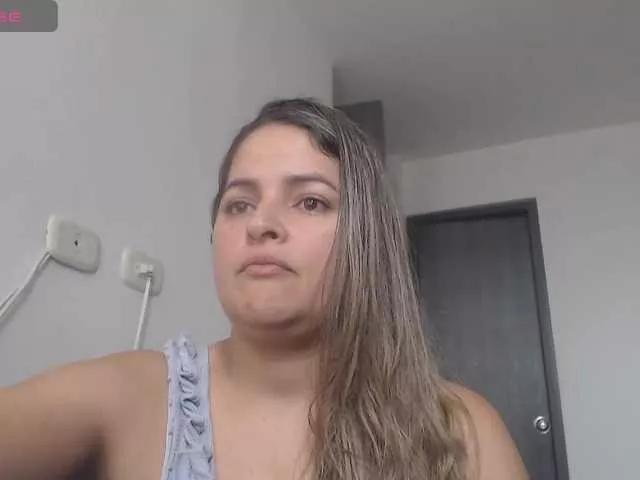 AlannaStephen on BongaCams 