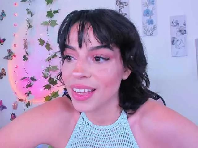 AmyHeaven- on BongaCams