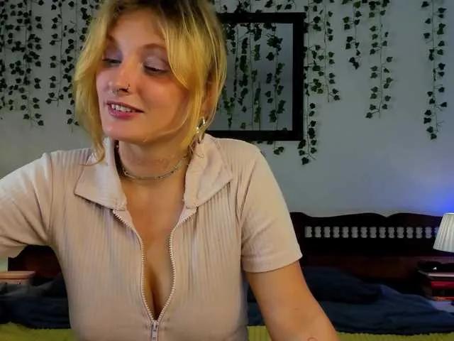 Ariana-Sunset on BongaCams 