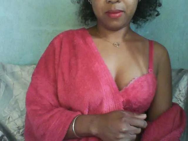 Baby-giiirl23 on BongaCams 