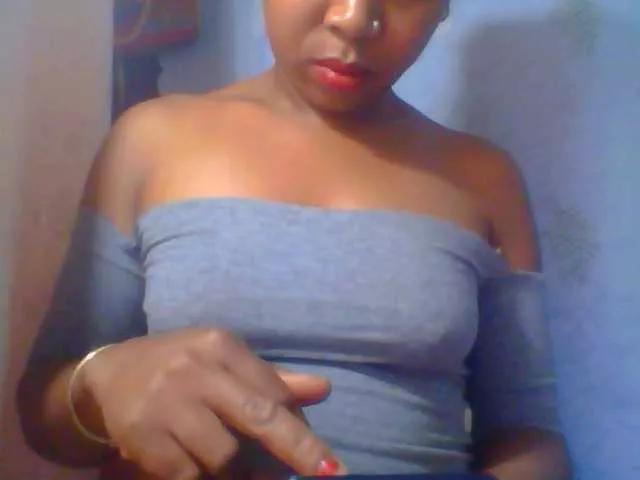 Baby-giiirl23 on BongaCams 