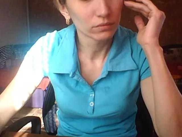 BabyLove4432 on BongaCams 