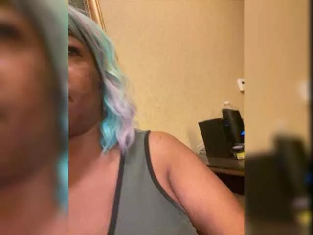 BosomBuddy on BongaCams 