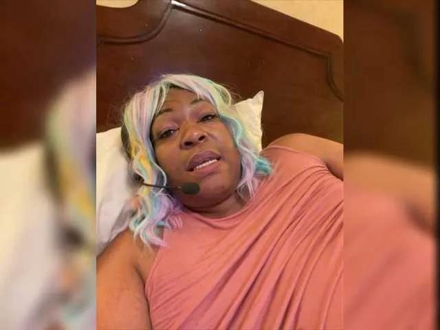 BosomBuddy on BongaCams 