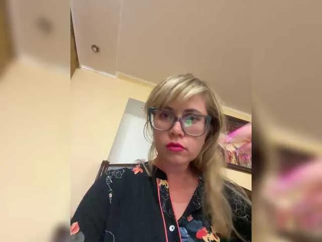 Crystal00Girl on BongaCams