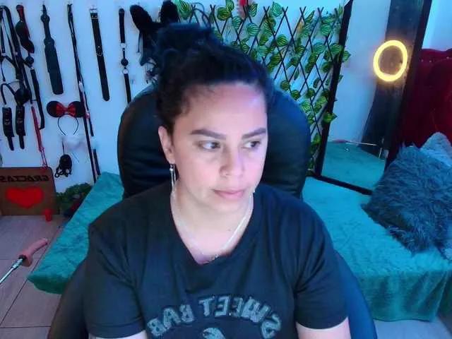 elektra-32 on BongaCams 