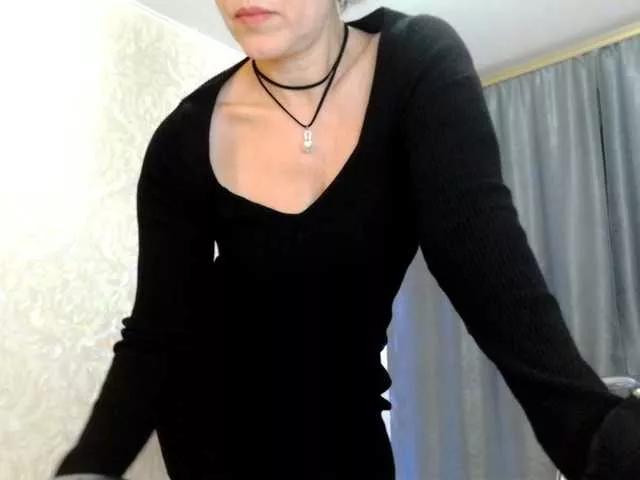 Elenaza1001 on BongaCams 