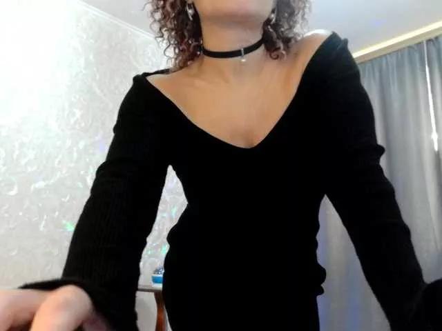 Elenaza1001 on BongaCams 