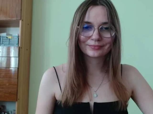 Ellyxcute on BongaCams 