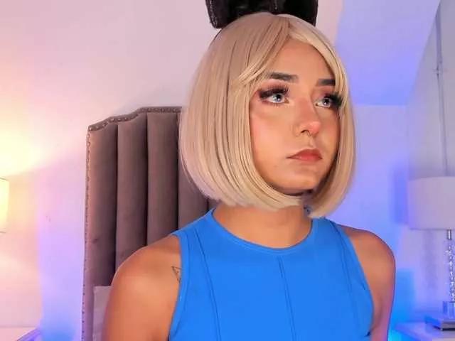 Emma-Torres1 on BongaCams 