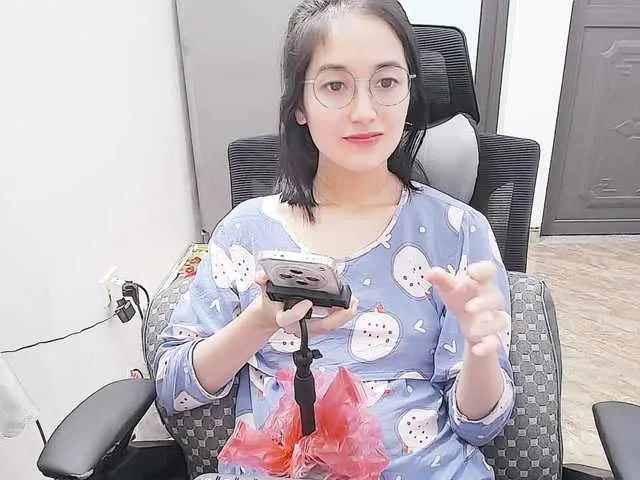 Hana099 on BongaCams