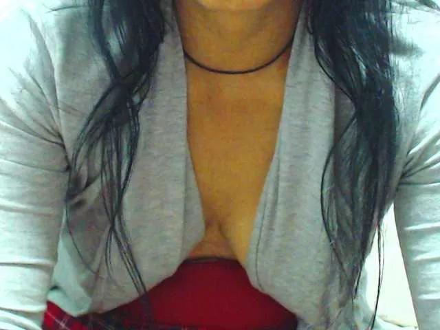 HOTTTSKIN on BongaCams 