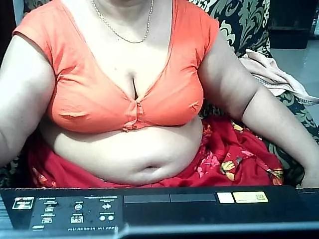 Indianbhabhimilf40 on BongaCams 