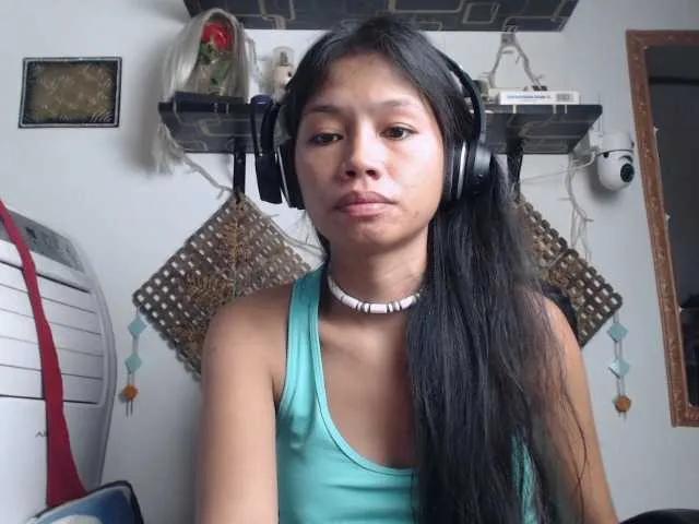 Junglewoman on BongaCams