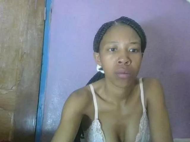 karamel-sexy on BongaCams 
