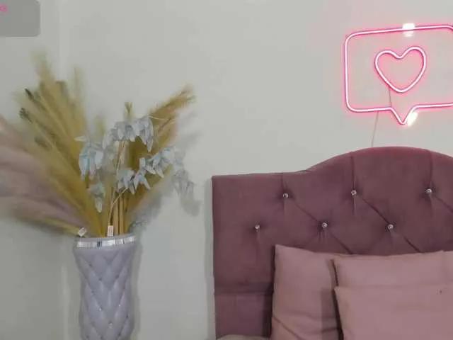 KISSI-TAY on BongaCams 