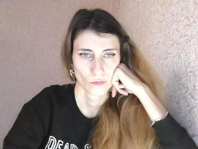 Kitty2044 on BongaCams 