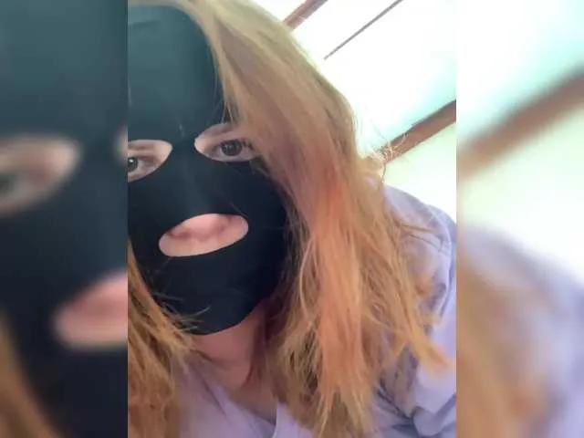 Kseniazoloto1324 on BongaCams