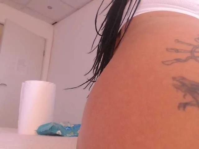 LaylaCruz on BongaCams