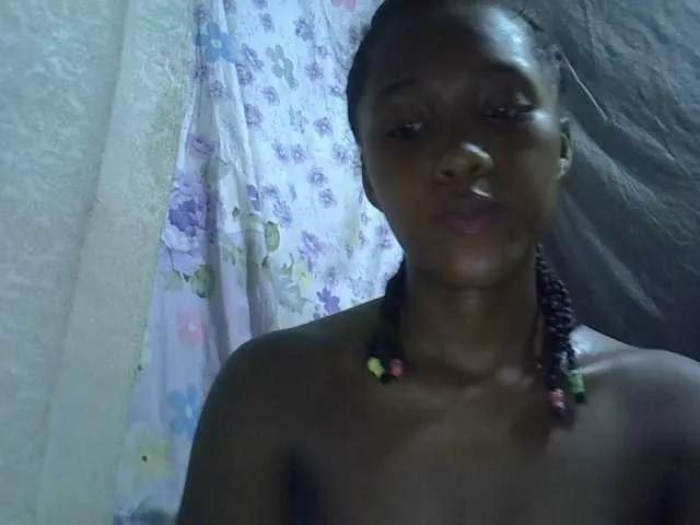 Lillteblackgirl on BongaCams 