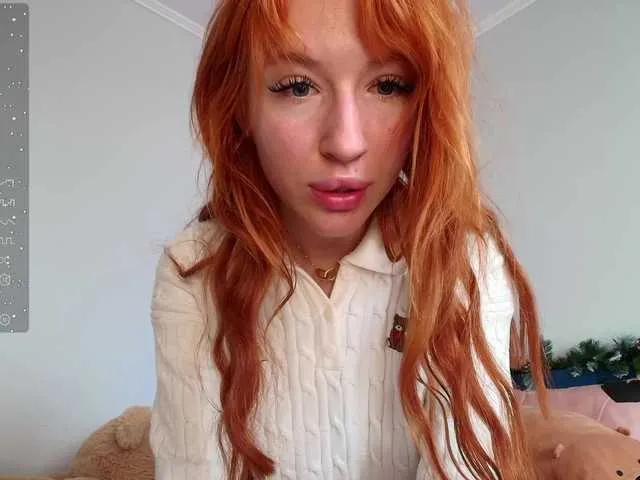 LillyMays on BongaCams