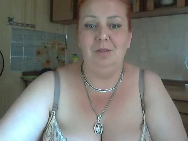 LilyTanya on BongaCams