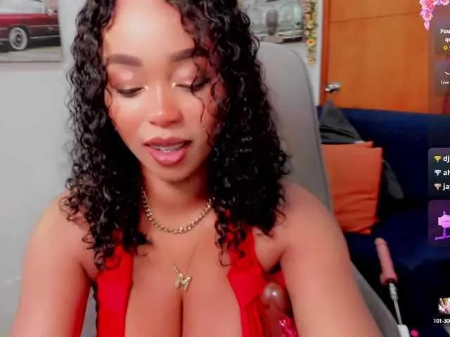 lindasnows on BongaCams