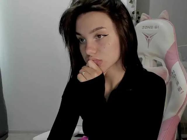 Lisamurm on BongaCams