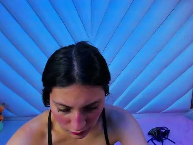 LunaBennett — I like to do everything from sensual and erotic shows to games and challenges. There is nothing that I like more to do that my spectators laugh and have fun. I also love fashion and makeup, and I love experimenting with new looks and styles.