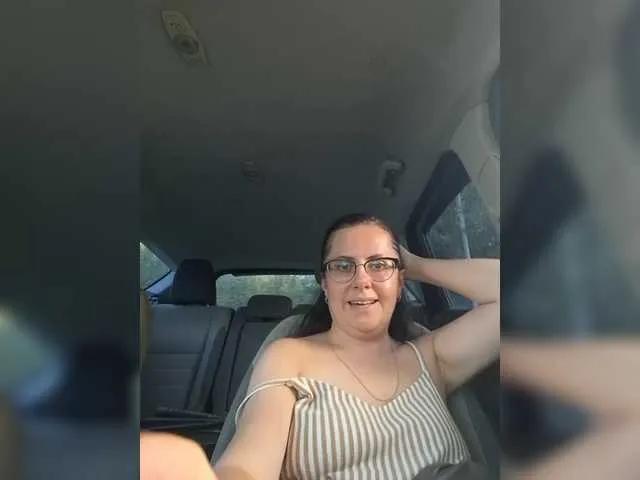 mandarinka28 on BongaCams