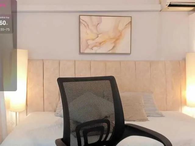 Miaa1 — I love to be treated as a goddess, that's what I am! Be kind and sweet with me, that's what I love the most.