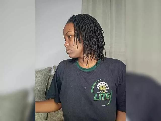 Miss-Atlai on BongaCams 