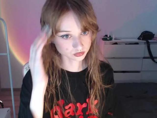 mnepohuyy on BongaCams