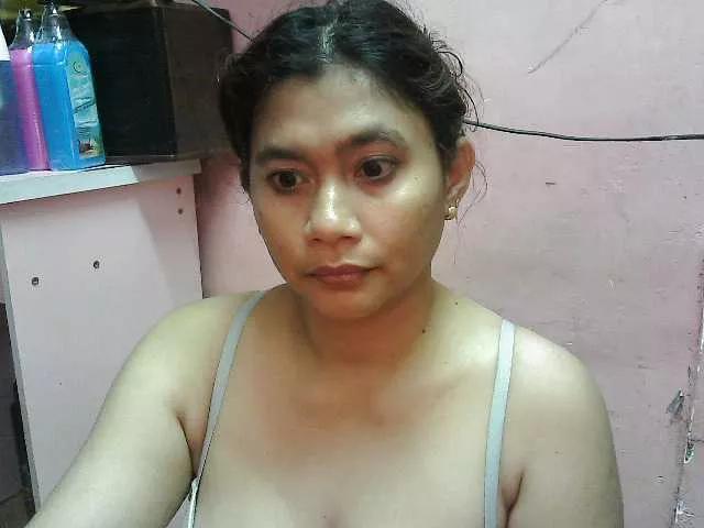 peenastyfame on BongaCams 