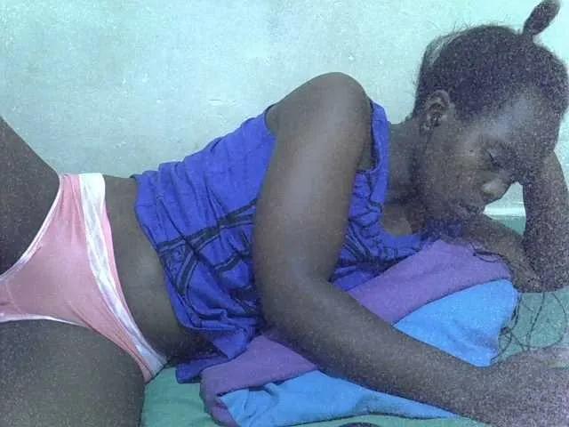 Prettiesweet — Freechat on BongaCams