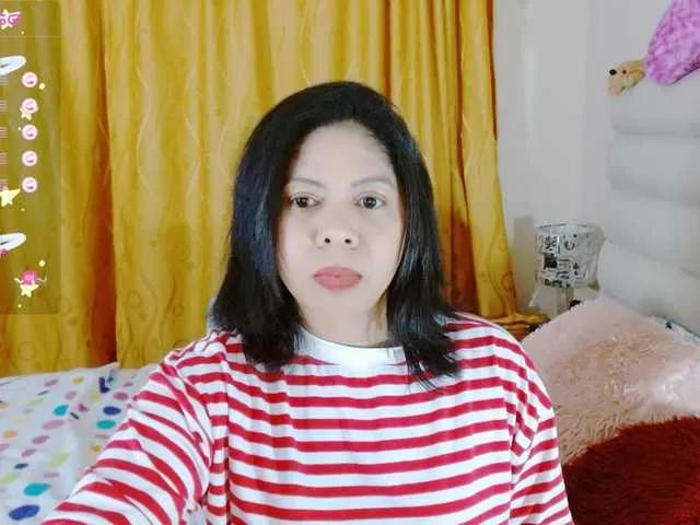 Rosita1900 on BongaCams