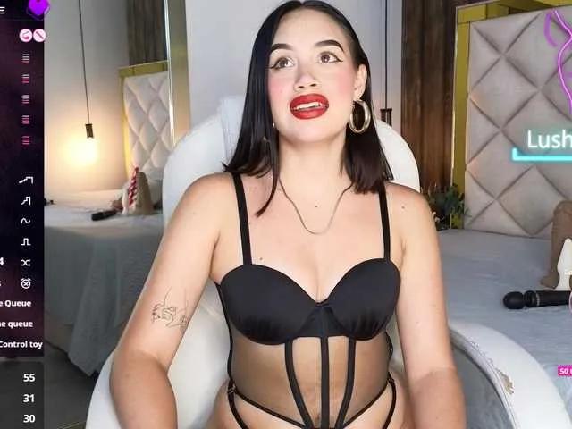 Saraa-stone on BongaCams 