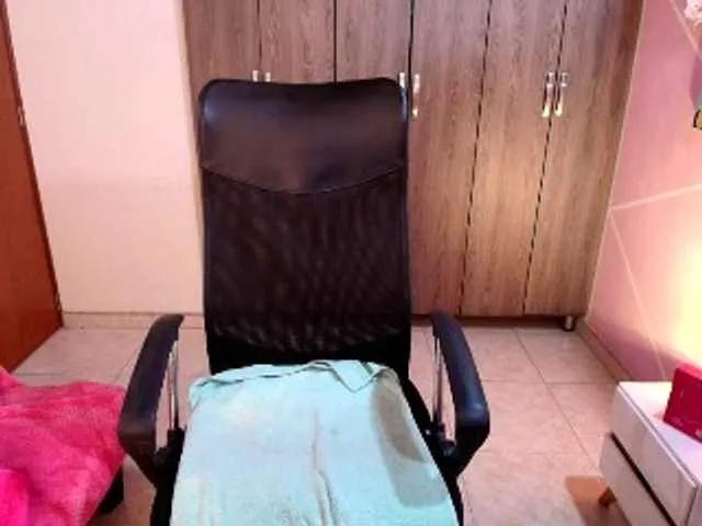 SARAFLAME1 on BongaCams 