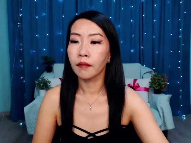 Sarahsexygirl on BongaCams