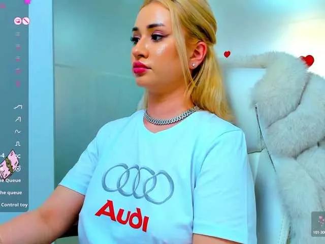 sassyqueen on BongaCams 