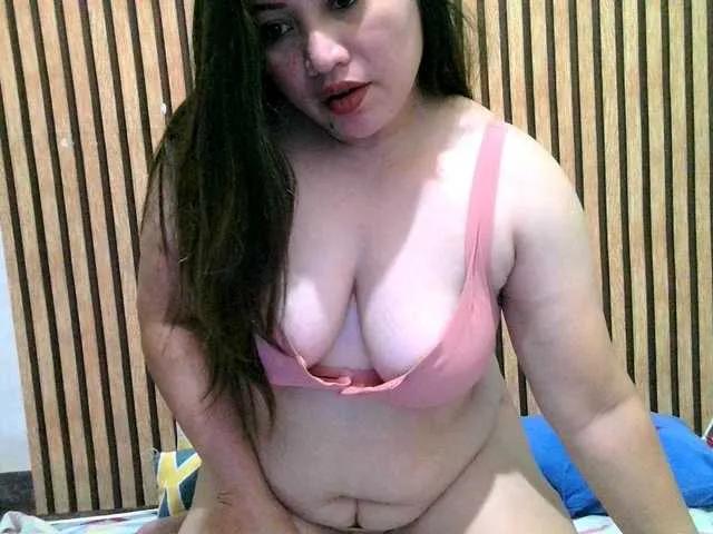 soffia-mae on BongaCams 