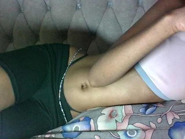 Sweet-Iddah on BongaCams