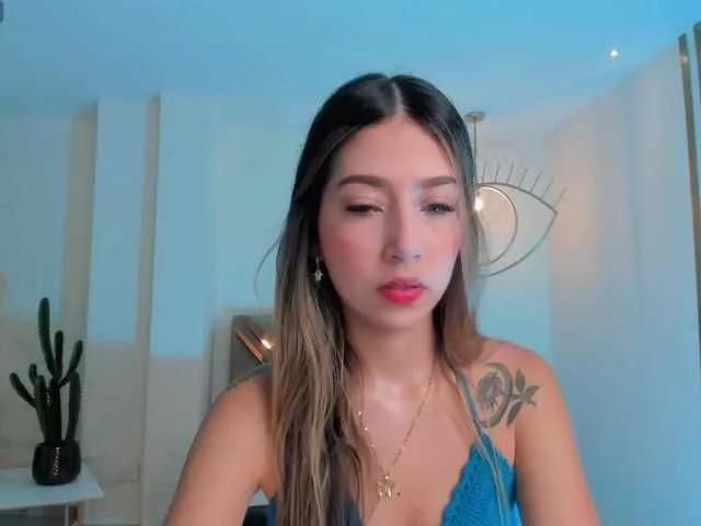TaraLawrence on BongaCams 