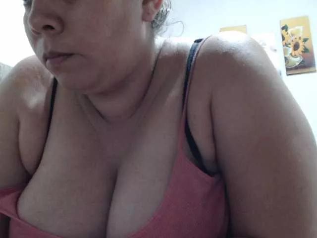 tiffa1hot on BongaCams 