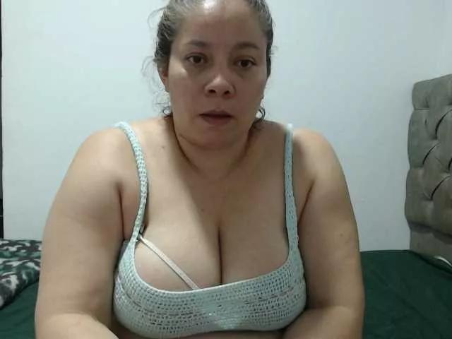 tiffa1hot on BongaCams 
