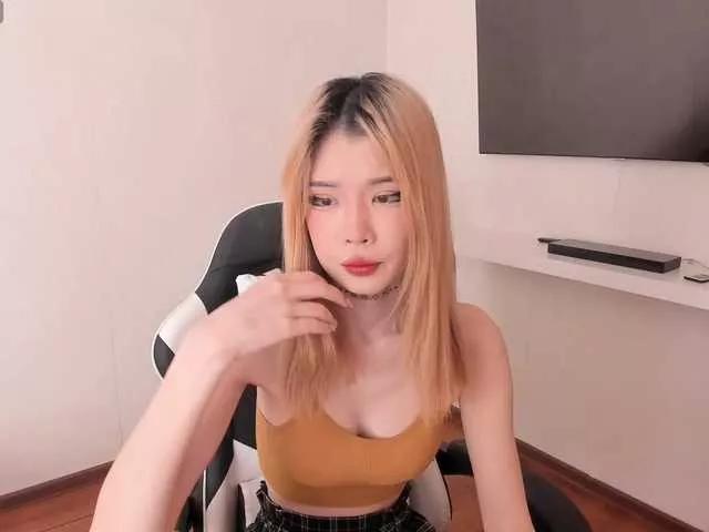 Velvetsky on BongaCams 